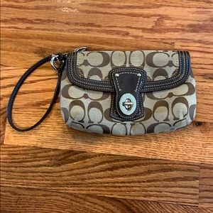 Signature Coach Wristlet- Like New